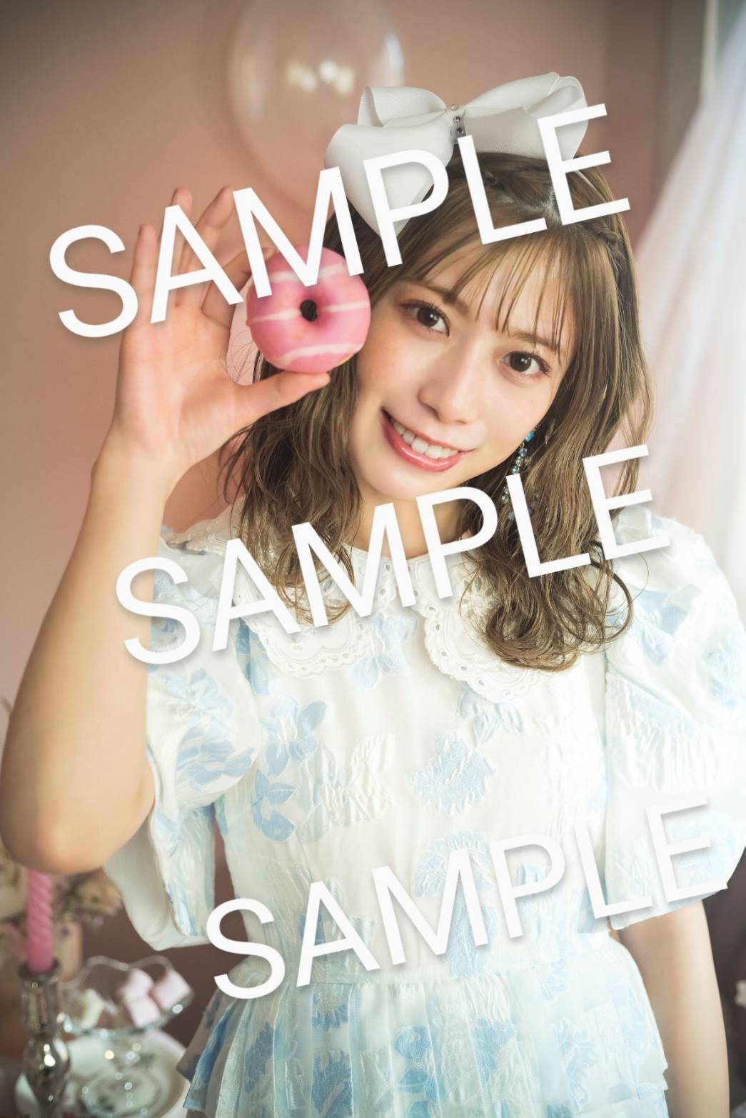 日向坂46東村芽依1st写真集の特典写真13種を公開（写真19枚） - 音楽