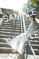 紀伊國屋書店で配布されるポストカードのサンプル。(c)藤本和典 / 白夜書房