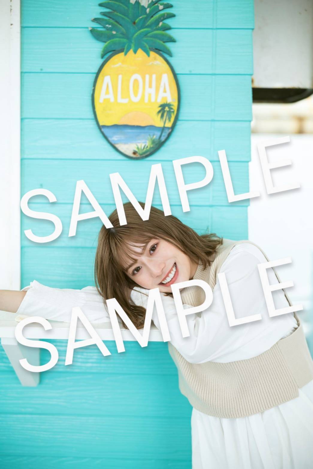 日向坂46 東村芽依直筆サインTシャツ