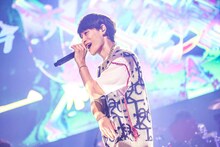 TAKUYA∞（Vo）（撮影：森好弘）