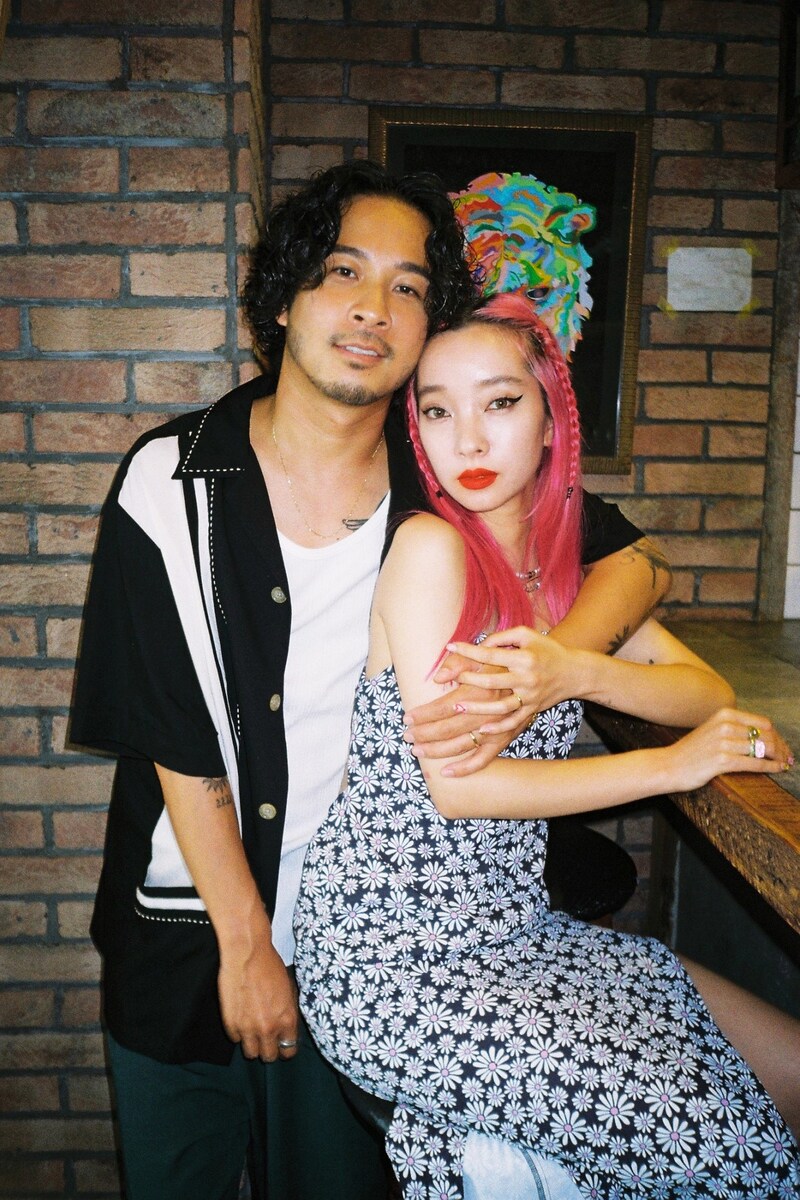 左からKENNY、AMI。