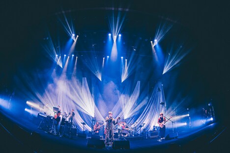 マハラージャン「レッツ・ターバン！」東京・LINE CUBE SHIBUYA（渋谷公会堂）公演の様子。（撮影：西槇太一）