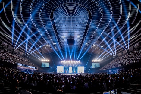 Da-iCEのツアー初日公演の様子。（写真提供：avex trax）