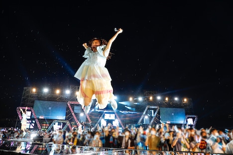 日向坂46「W-KEYAKI FES. 2022」の様子。（撮影：上山陽介）