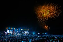 日向坂46「W-KEYAKI FES. 2022」の様子。（撮影：上山陽介）