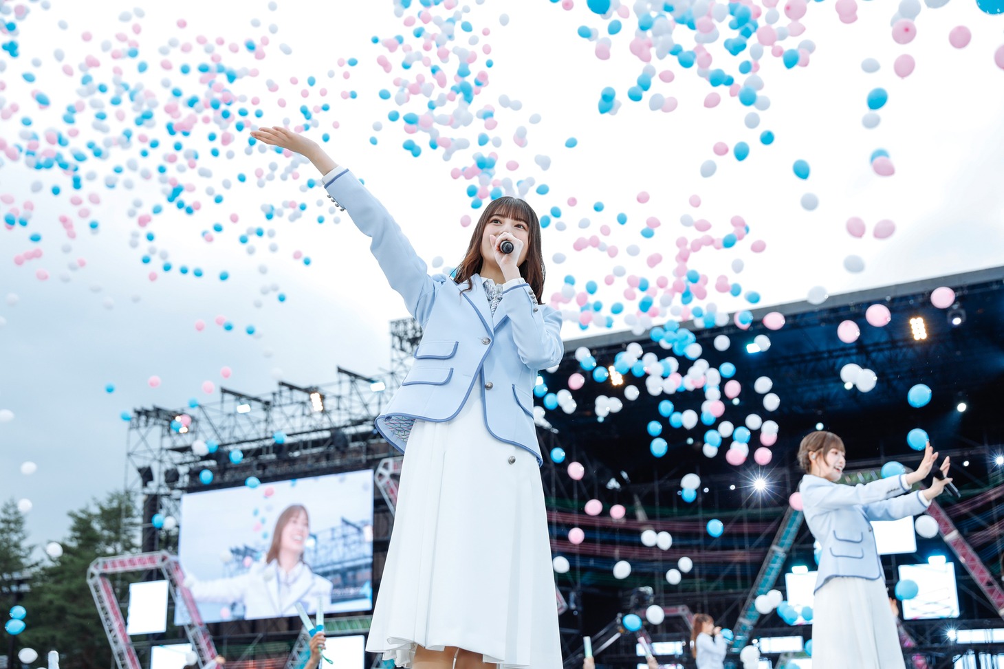 日向坂46「W-KEYAKI FES. 2022」の様子。（撮影：上山陽介）