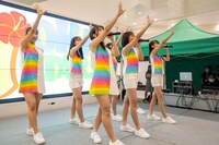 OKI.7STARSのデビューイベント「めんそーれ！オキナナの夏」の様子。（提供：タワーレコード）