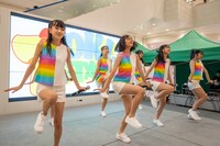 OKI.7STARSのデビューイベント「めんそーれ！オキナナの夏」の様子。（提供：タワーレコード）