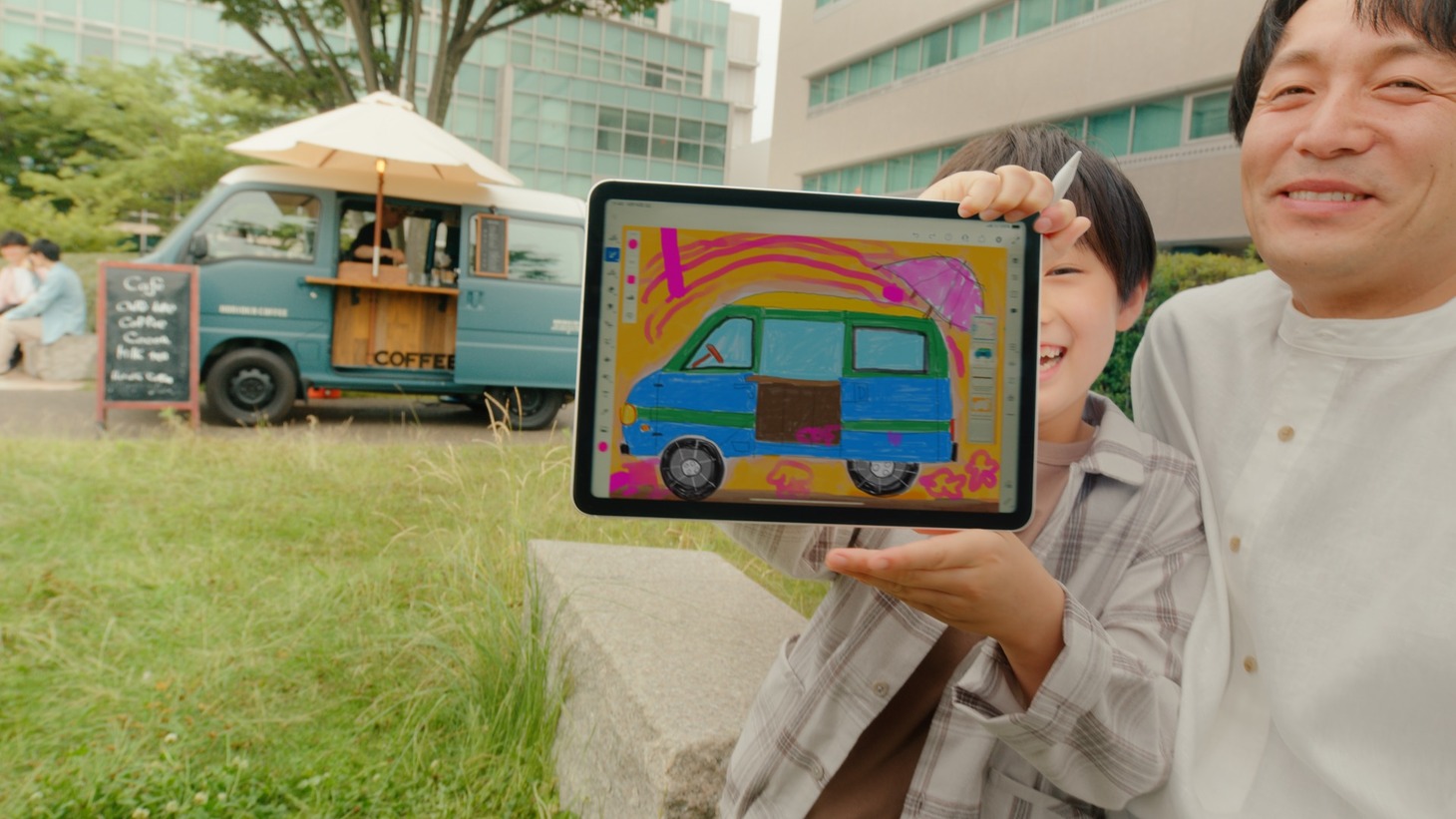 「ドコモ未来ミュージアム『あなたの世界』篇」場面カット