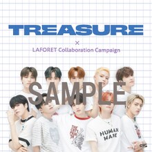 「TREASURE×LAFORETコラボキャンペーン」のステッカー。