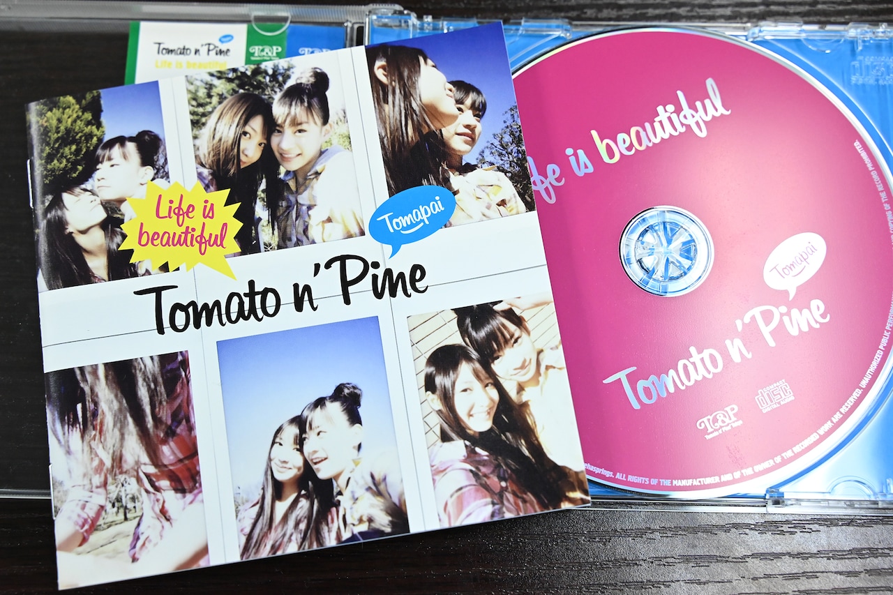 Tomato n' Pineのデビューミニアルバム「Life is beautiful」。