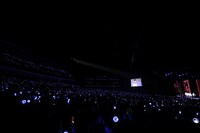 「TOMORROW X TOGETHER WORLD TOUR＜ACT : LOVE SICK＞IN U.S.」アメリカ・MICROSOFT THEATER公演の様子。(P)&(C)BIGHIT MUSIC