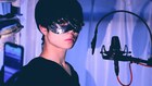 超学生の新曲「Fake Parade」リリックビデオに本人映像と獅冬ろうのイラスト