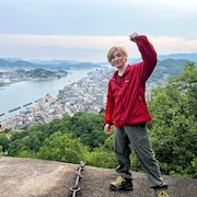 SixTONES京本大我が御朱印旅で広島の巨岩を登る、上白石萌音は佐藤栞と立ち食いそば