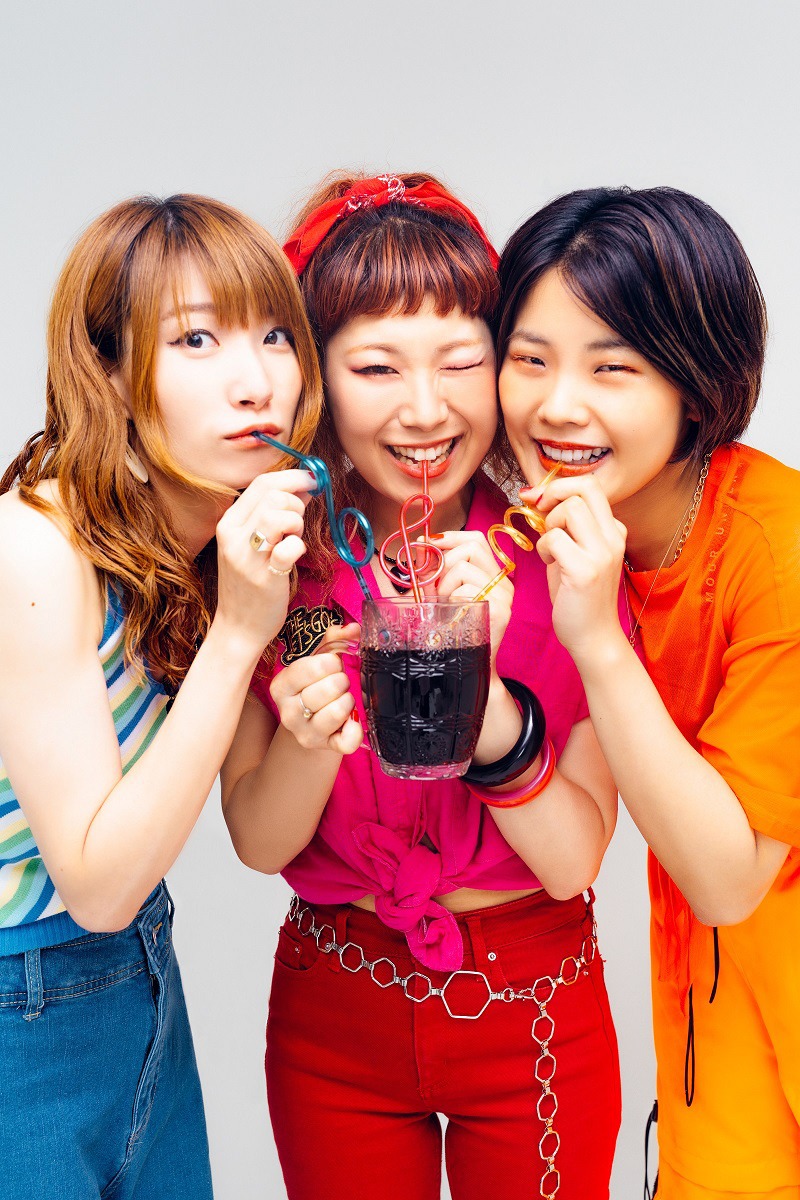THE LET'S GO's