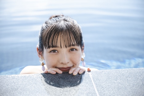 上坂すみれ2nd写真集より。