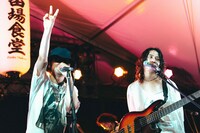 左からBIM、高木祥太。（撮影：マスダレンゾ）