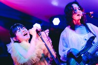 左からさらさ、高木祥太。（撮影：マスダレンゾ）