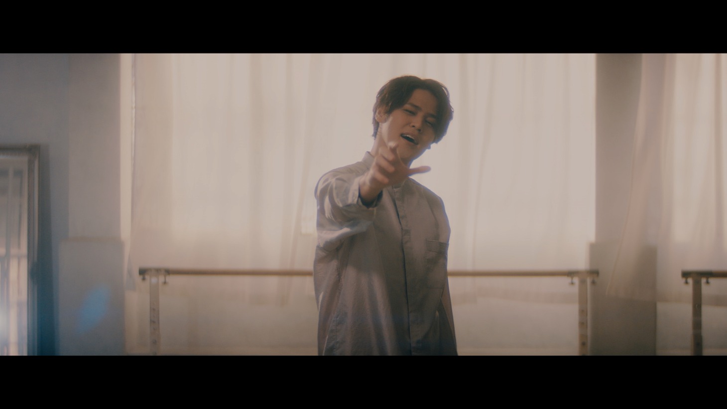 宮野真守「EVERLASTING」ミュージックビデオより。