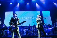 「S.O.S. [Share One Sorrow]」のパフォーマンスの様子。（撮影：勝永裕介）