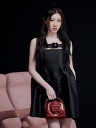 ITZYが起用された「CHARLES & KEITH FALL COLLECTION 2022」キャンペーンビジュアル。