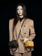 ITZYが起用された「CHARLES & KEITH FALL COLLECTION 2022」キャンペーンビジュアル。
