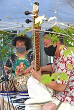 左からU-zhaan、石濱匡雄。