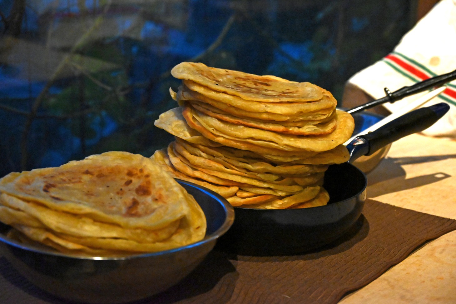 大量に焼かれたパロタ。