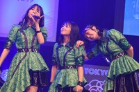 Juice=Juiceによるライブの様子。