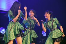 Juice=Juiceによるライブの様子。