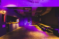 YOKOHAMA COAST garage+の館内。