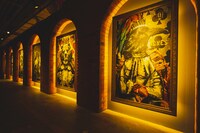 YOKOHAMA COAST garage+の館内。