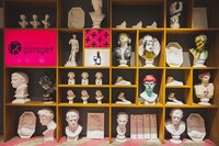 YOKOHAMA COAST garage+の入口。