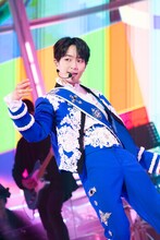 ONEW（撮影：田中聖太郎）