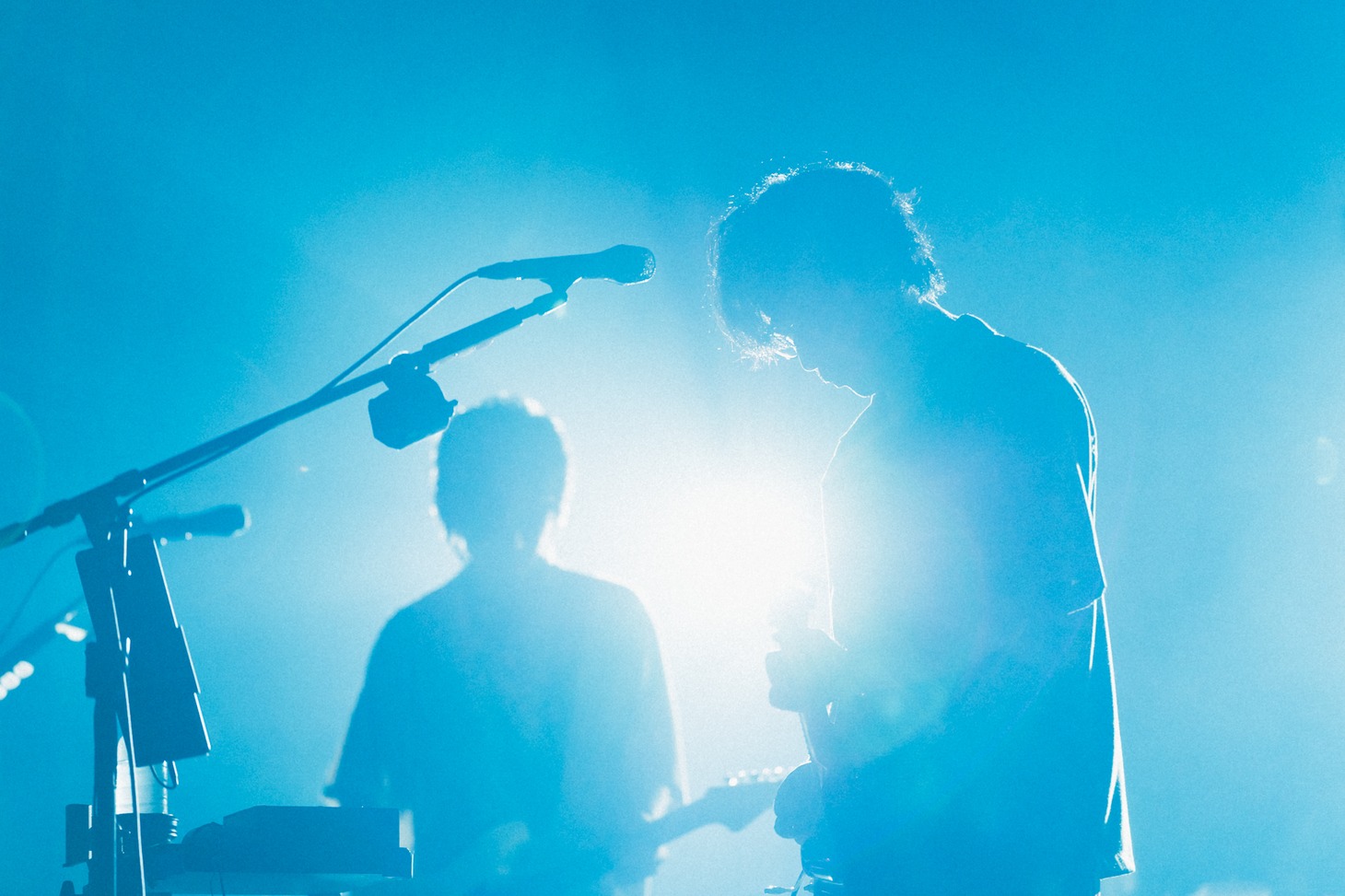 「くるりライブツアー2022」8月4日公演の様子。（Photo by Ryo Mitamura）