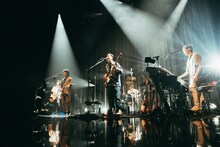 「くるりライブツアー2022」8月4日公演の様子。（Photo by Ryo Mitamura）