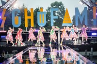 「ファミえん」初日での私立恵比寿中学。