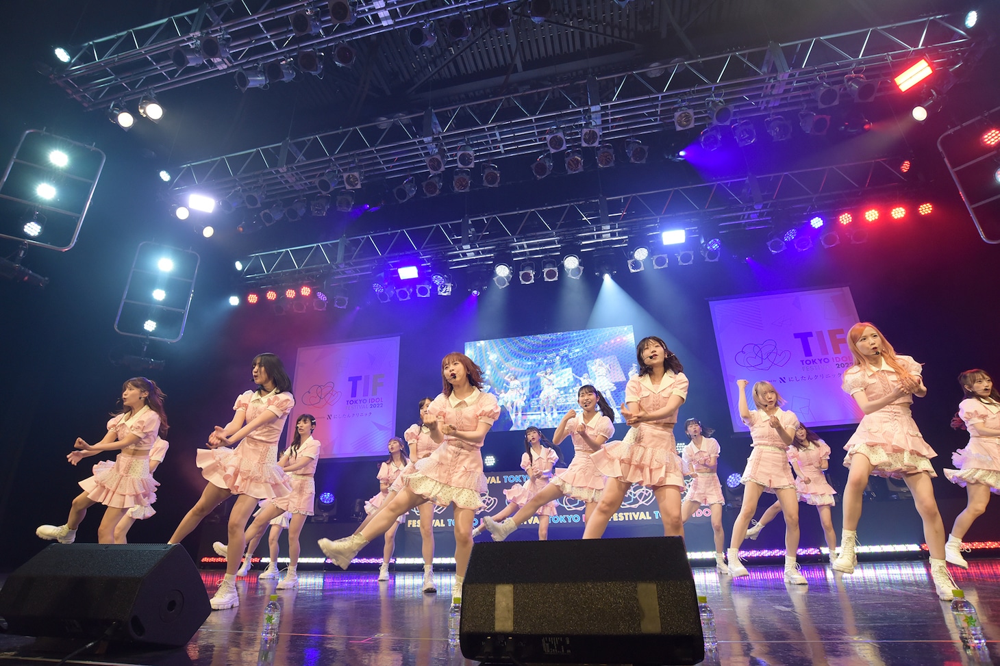 AKB48