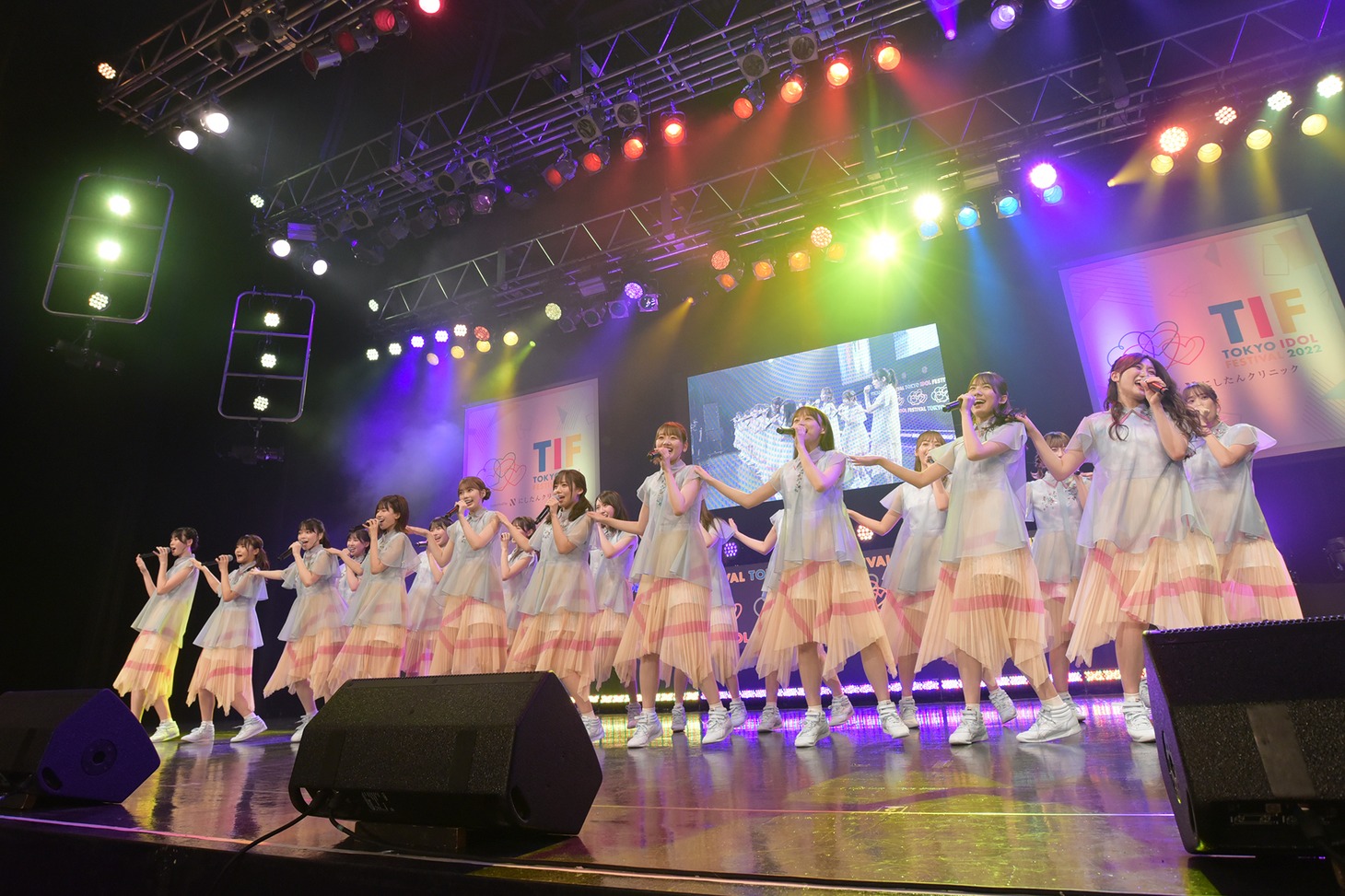 日向坂46