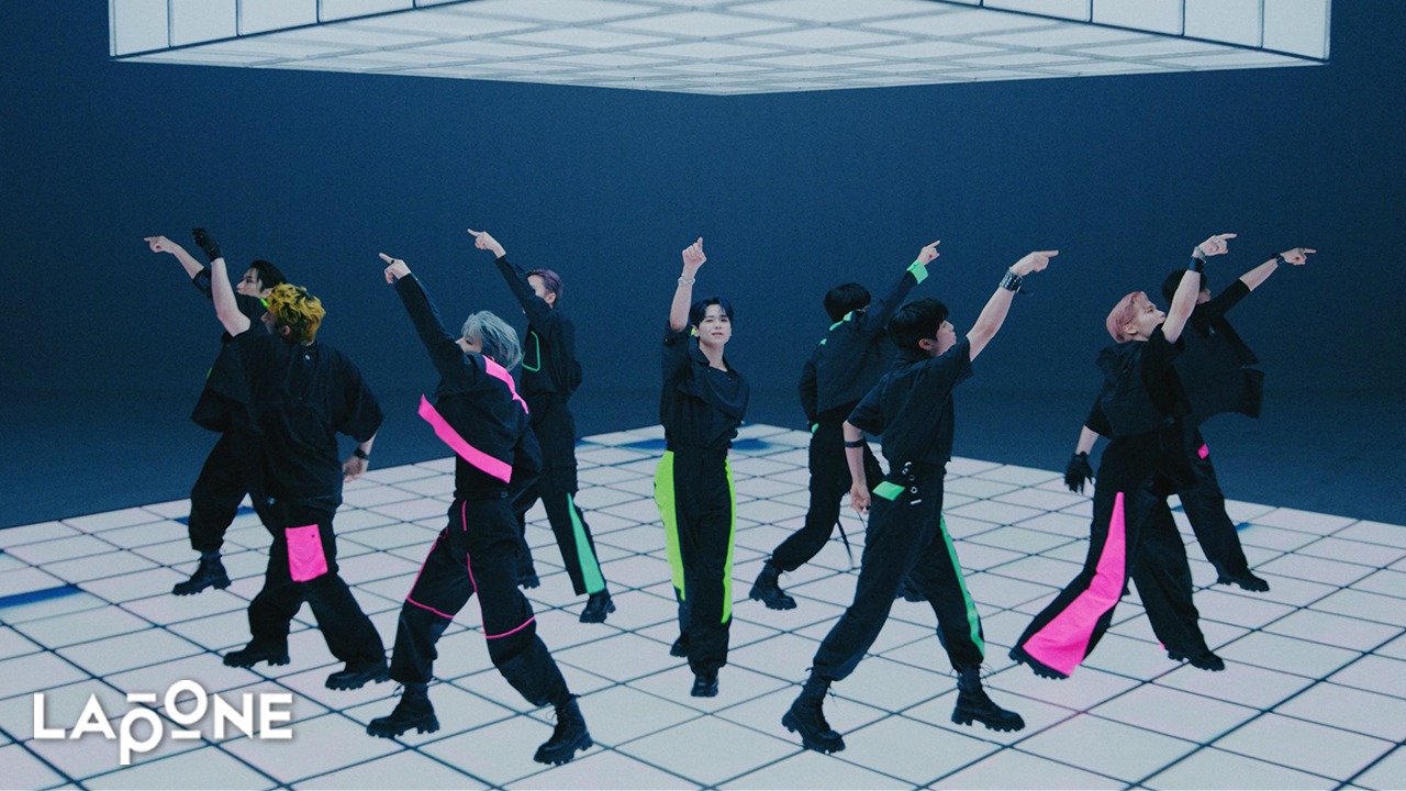 INI「Password」ミュージックビデオより。(c)LAPONE ENTERTAINMENT