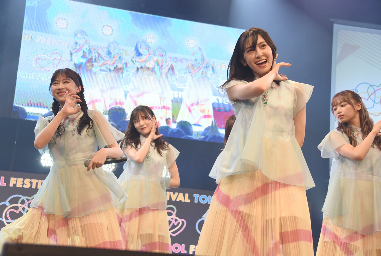 日向坂46