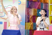 左から茂木忍（AKB48）、中江友梨（東京女子流）。