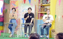 左から竹中夏海、川原崎紘史、せきしろ。