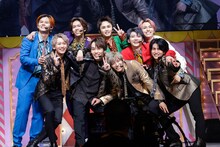 9人体制で「gr8est journey」を披露した超特急。