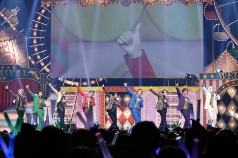 9人体制で「gr8est journey」を披露した超特急。