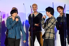 左から川村壱馬、前田公輝。