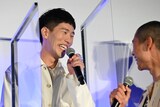 鳳仙学園キャストたちの“ベテラン感”を語る坂口涼太郎（左）と葵揚（右）。