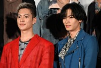 左から三山凌輝、川村壱馬。