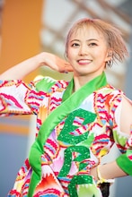 安本彩花