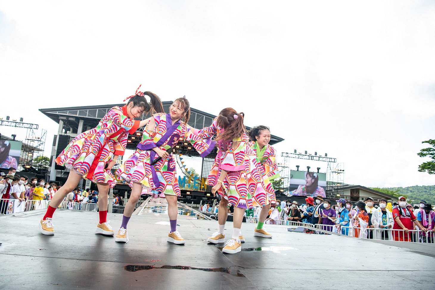 私立恵比寿中学「エビ中 夏のファミリー遠足 略してファミえん in 山中湖 2022」2日目の様子。